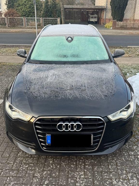 Gebraucht Audi A6 204 PS (150 kW) 2014 Schwarz Kombi