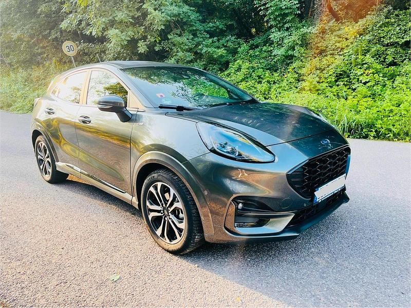 Grau Gebraucht 2023 Ford Puma ST-Line SUV | 18.800 € (Fairer Preis) - Bild 1/4