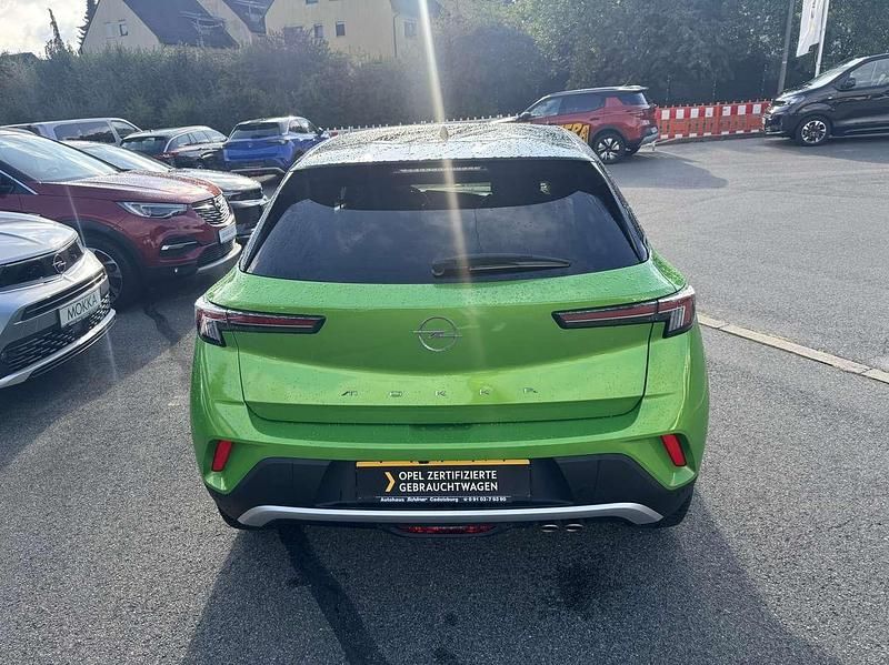 Gebraucht Opel Mokka Elegance 131 PS (96 kW) 2023 Matcha grün SUV