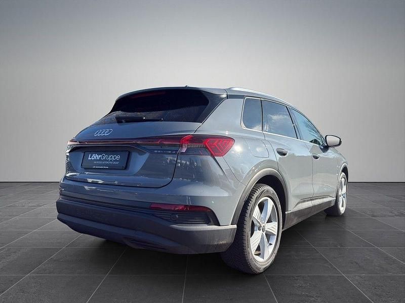 Gebraucht Audi Q4 e-tron Comfort 150 kW (204 PS) 2021 Kieselgrau SUV