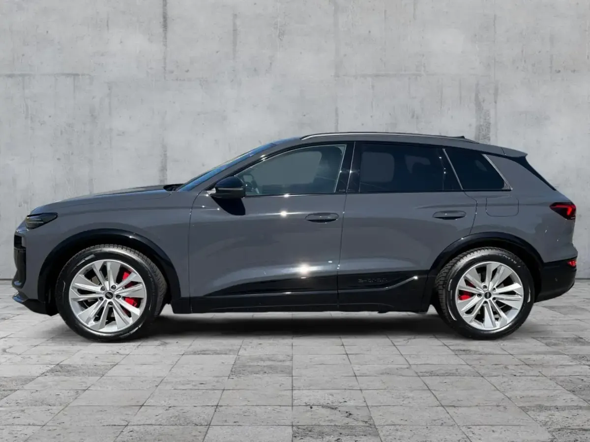 Gebraucht Audi SQ6 e-tron Edition .1 359 kW (489 PS) 2025 Magnetgrau SUV