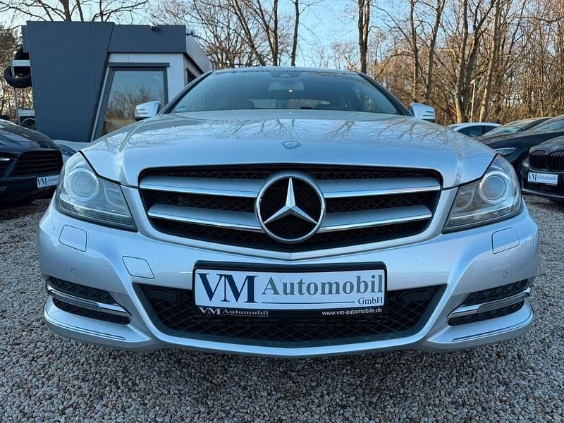 Gebraucht Mercedes C180 156 PS (114 kW) 2014 Iridiumsilber Coupé
