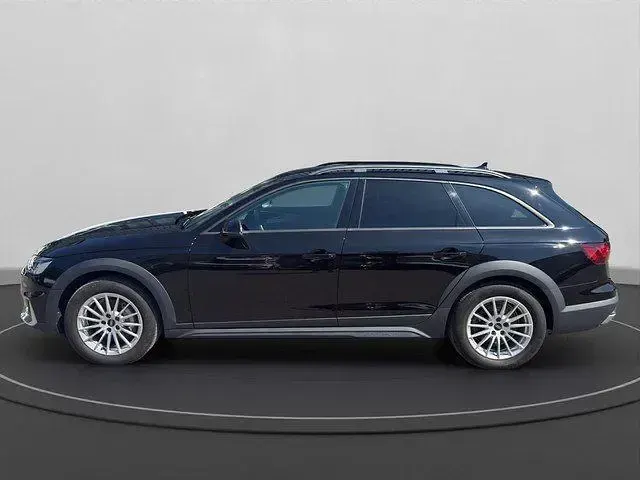 Gebraucht Audi A4 Allroad Sport 204 PS (150 kW) 2023 Schwarz Kombi