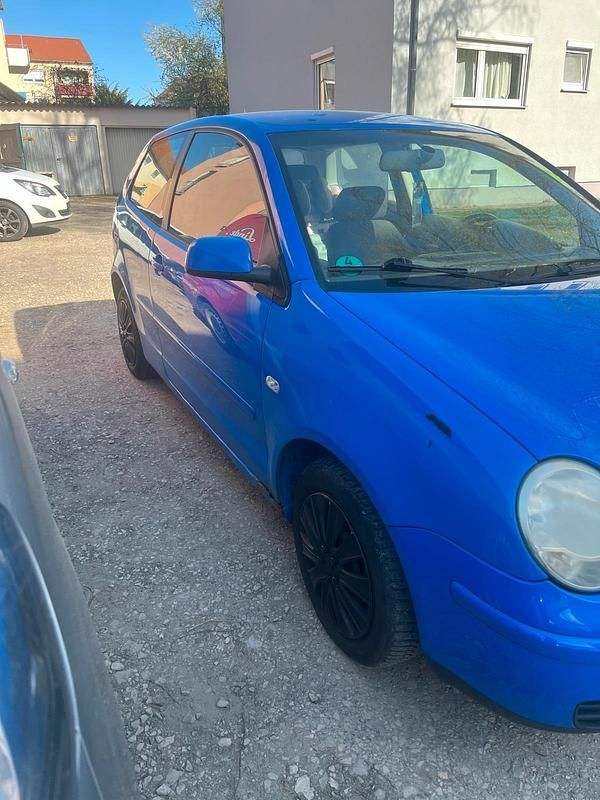Gebraucht VW Polo 64 PS (47 kW) 2003 Blau Kleinwagen