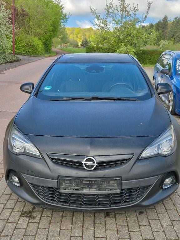 Gebraucht Opel Astra GTC S 194 PS (142 kW) 2015 Schwarz Limousine