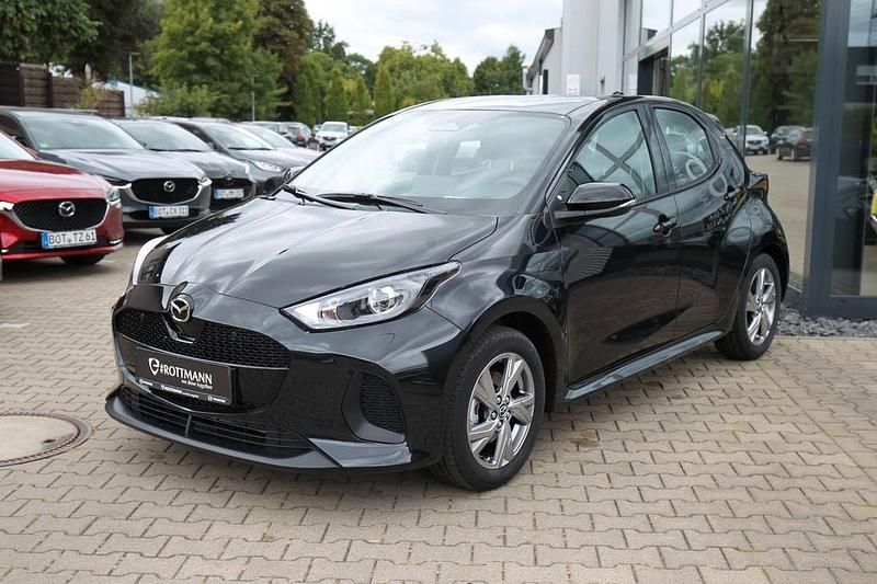 Neu Mazda 2 Exclusive-Line 116 PS (85 kW) 2025 Schwarz Limousine