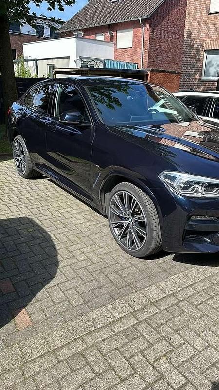 Schwarz Gebraucht 2021 BMW X4 M Sport SUV | 40.000 € (Fairer Preis) - Bild 1/4