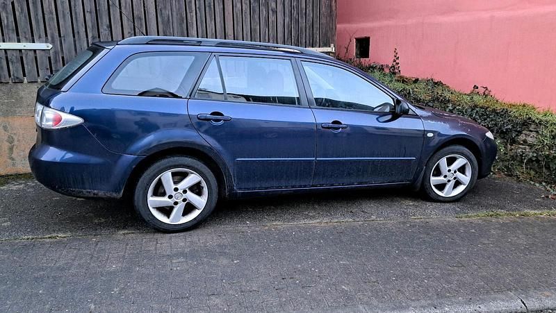 Gebraucht Mazda 6 140 PS (102 kW) 2003 Blau Kombi