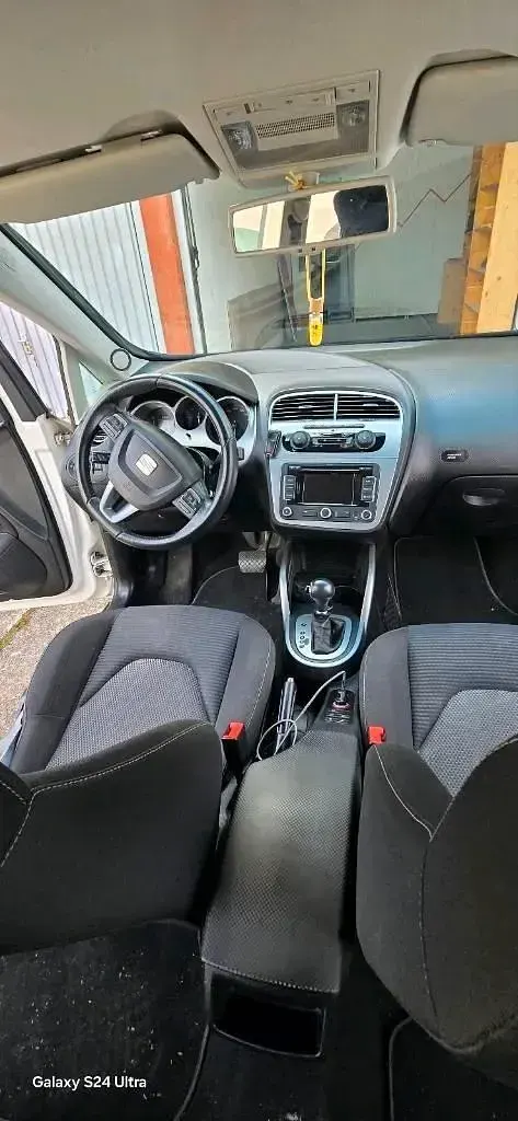 Używany Seat Altea 105 KM (77 kW) 2011 Biały SUV
