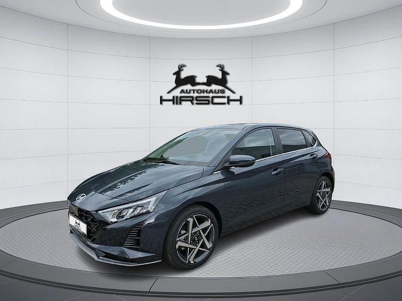Grau Neu 2025 Hyundai i20 Prime Limousine | 23.990 € (Teuer) - Bild 1/4