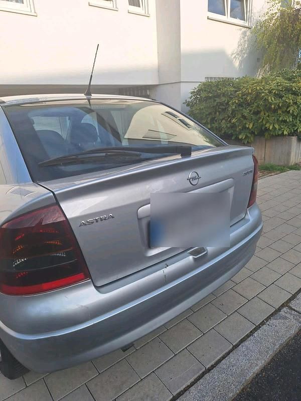 Usata Opel Astra 2003 Argento Utilitaria