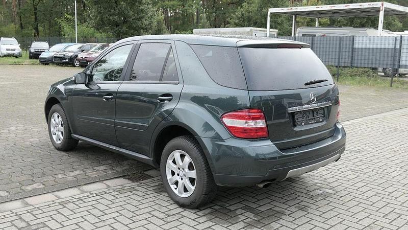 Gebraucht Mercedes ML280 190 PS (139 kW) 2008 Grün SUV