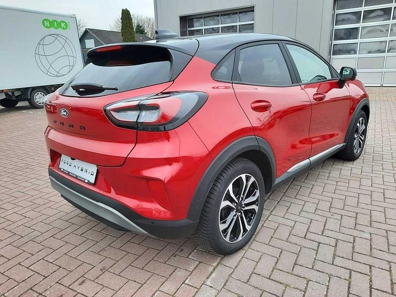 Gebraucht Ford Puma Titanium 155 PS (114 kW) 2025 Fantastic red SUV
