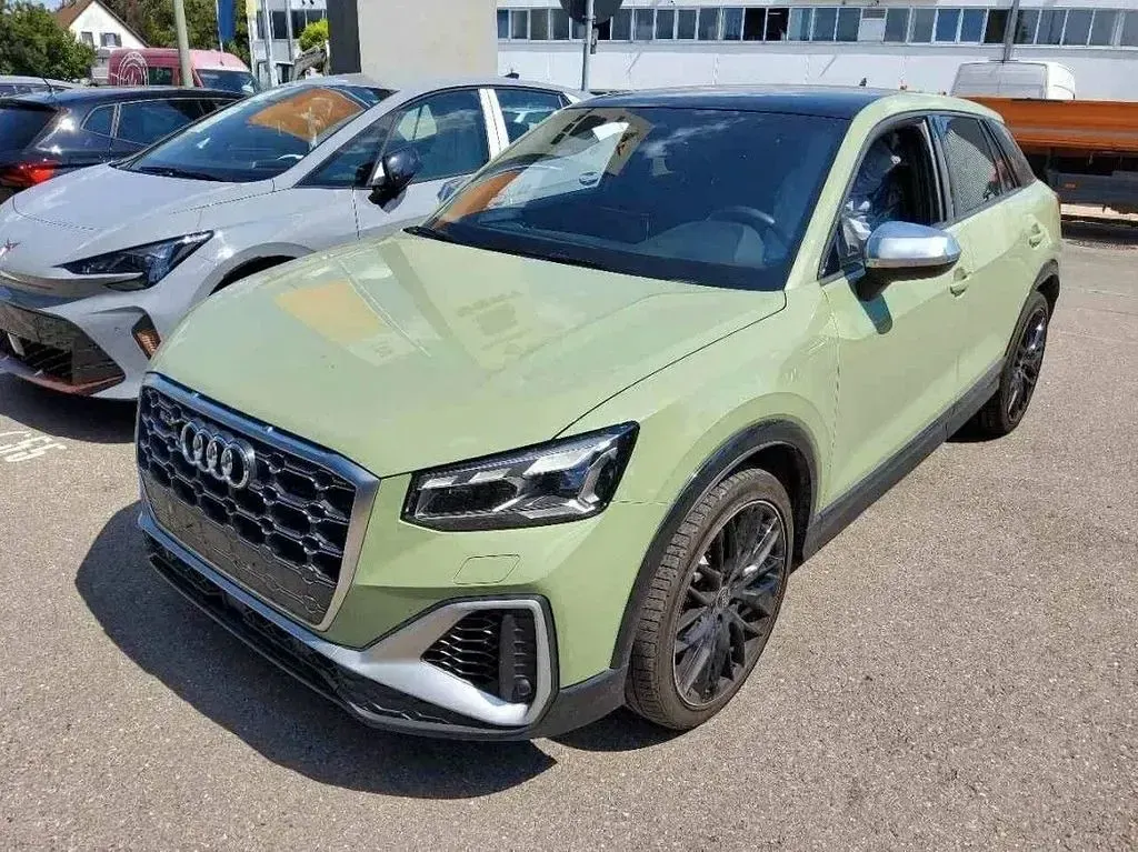 Gebraucht Audi SQ2 Comfort 300 PS (220 kW) 2022 Grün SUV