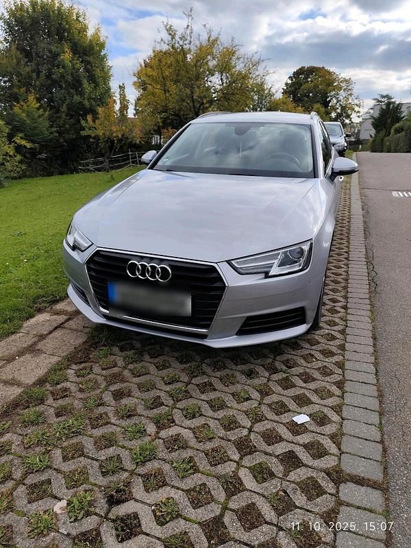 Gebraucht Audi A4 150 PS (110 kW) 2016 Silber Kombi