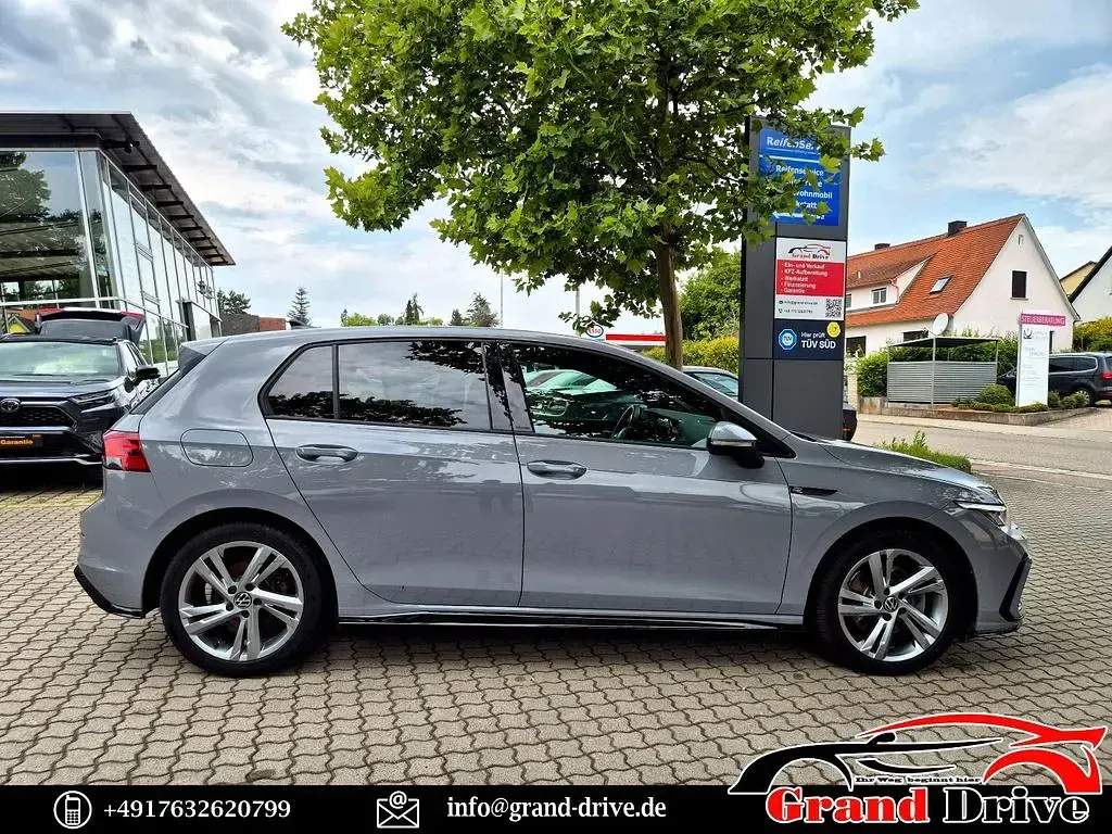 Gebraucht VW Golf VIII R-line 150 PS (110 kW) 2024 Grau Limousine