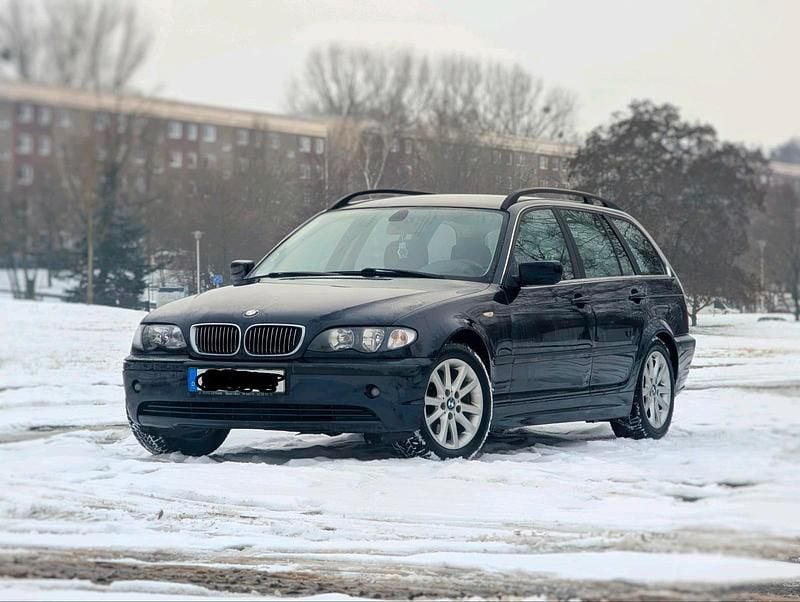 Gebraucht BMW 320 170 PS (125 kW) 2001 Blau Kombi