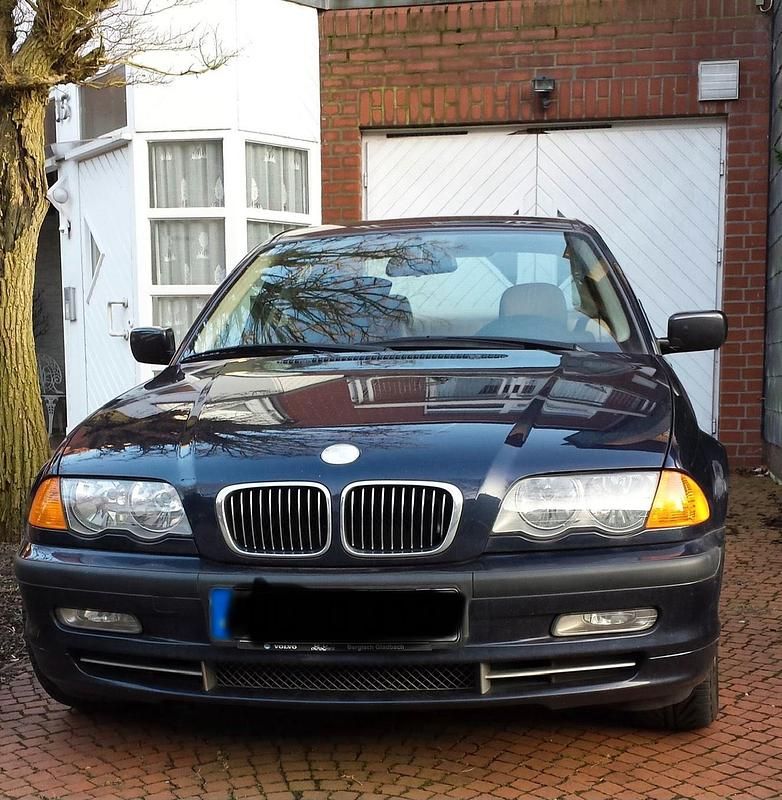 Gebraucht BMW 330 231 PS (169 kW) 2000 Blau Limousine