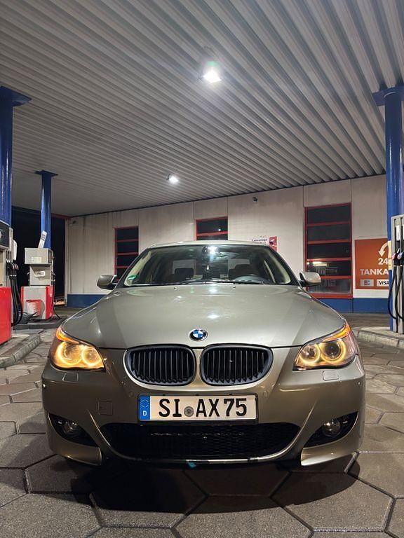 Gebraucht BMW 520 170 PS (125 kW) 2004 Beige Limousine