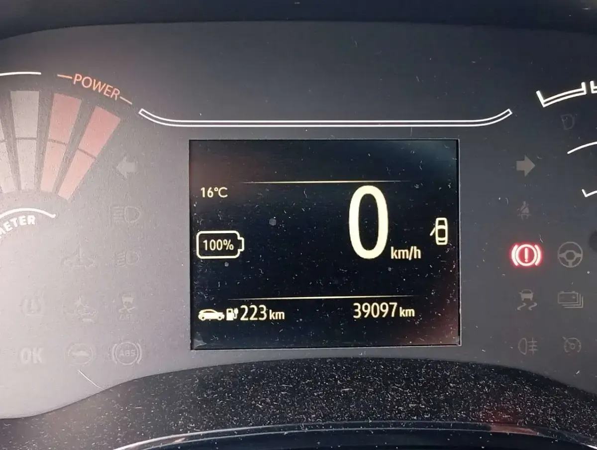 Gebraucht Dacia Spring Essentiel 33 kW (45 PS) 2023 Grün Kleinwagen