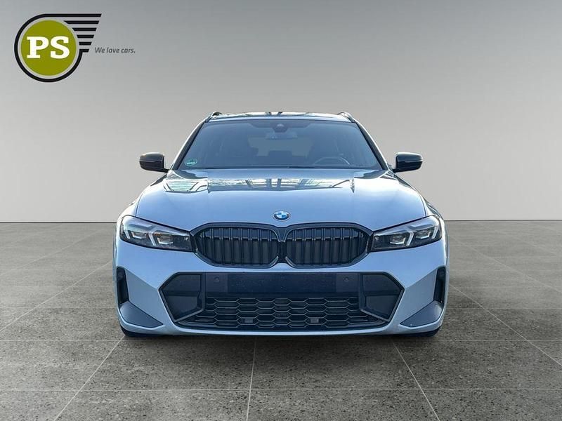 Gebraucht BMW 320 M Sport 190 PS (139 kW) 2023 Grau Limousine