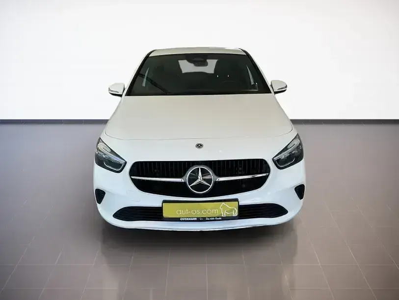Gebraucht Mercedes B180 Progressive 150 PS (110 kW) 2023 Polarweiss Kleinwagen