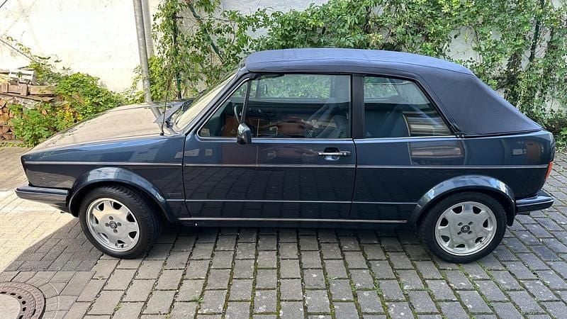 Blau Gebraucht 1987 VW Golf Cabriolet Cabrio | 8.499 € - Bild 1/4