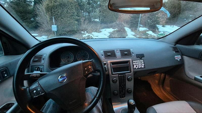 Gebraucht Volvo V50 140 PS (102 kW) 2004 Schwarz Kombi