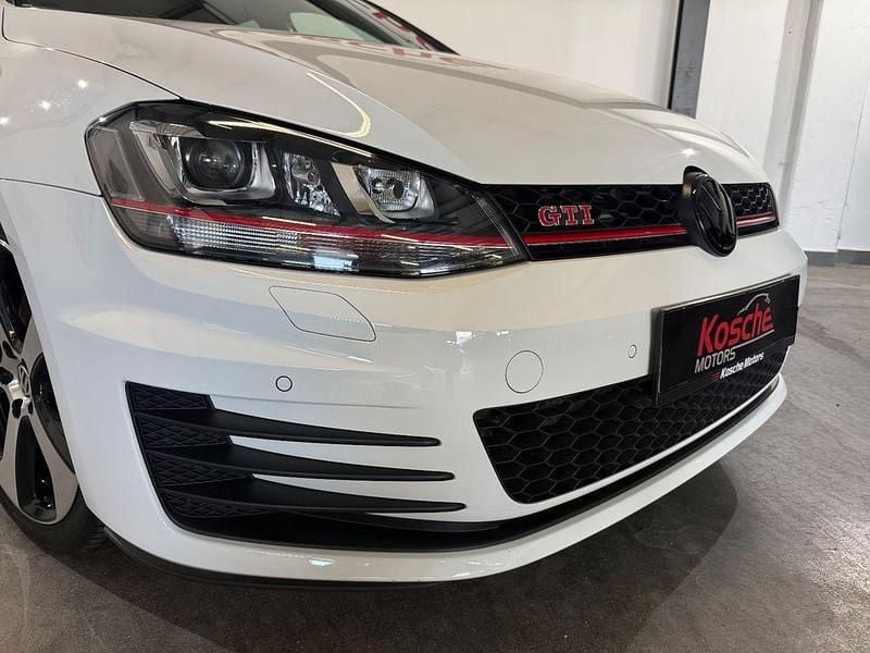 Gebraucht VW Golf VII GTI 230 PS (169 kW) 2017 Weiß Limousine