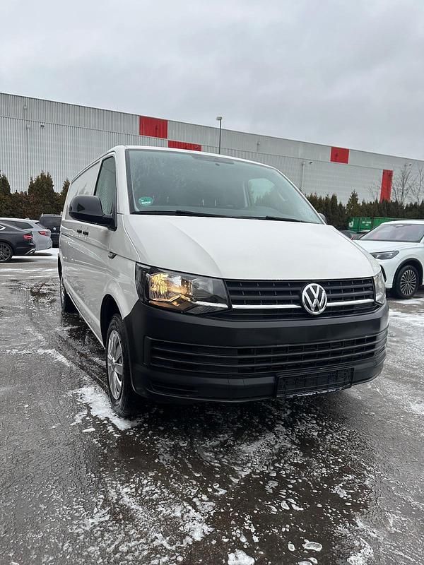 Gebraucht VW Transporter 150 PS (110 kW) 2019 Weiß Van