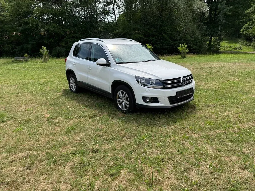 Gebraucht VW Tiguan Style 160 PS (117 kW) 2012 Weiß SUV