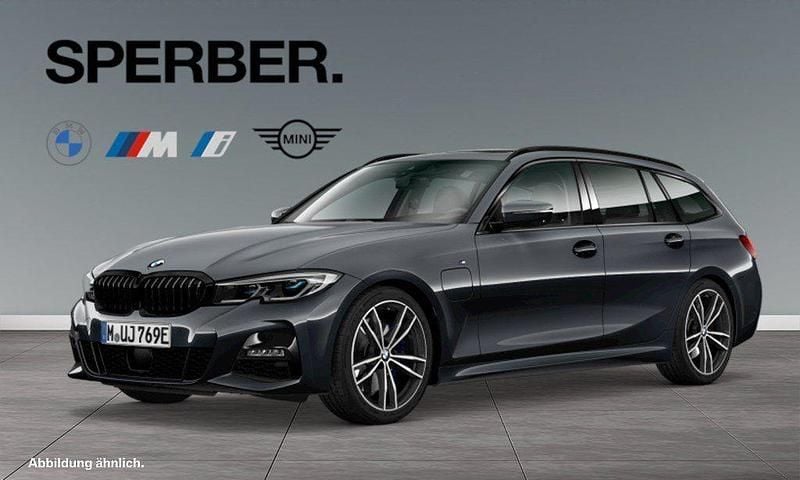 Gebraucht BMW 330 Performance 292 PS (214 kW) 2021 Grau Kombi