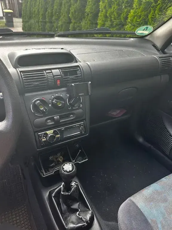 Gebraucht Opel Corsa Edition 65 PS (47 kW) 1999 Gelb Limousine