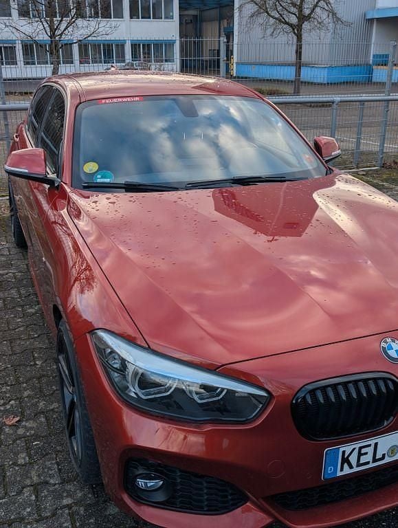 Gebraucht BMW 120 M Sport 190 PS (139 kW) 2019 Rot Kleinwagen