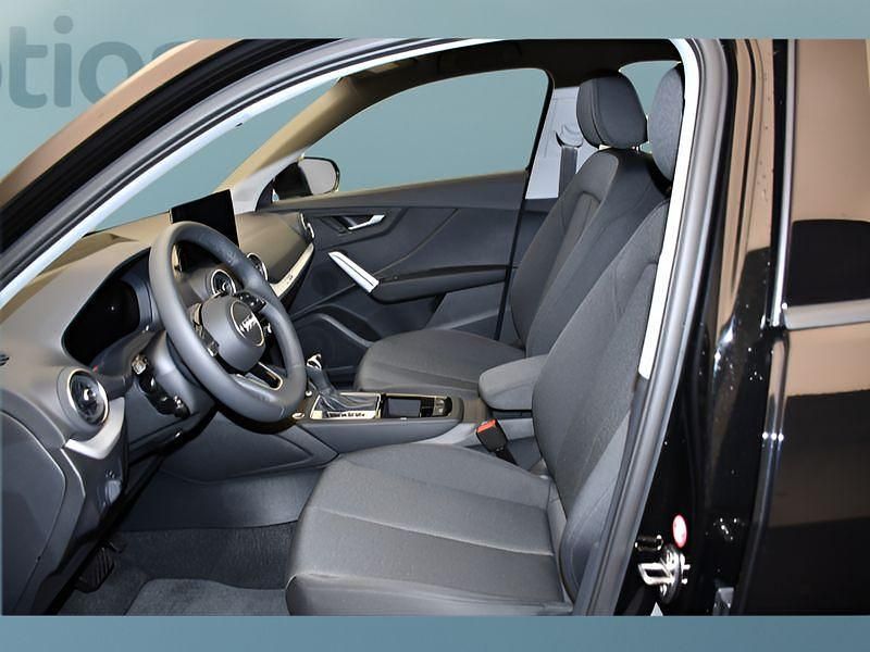 Neu Audi Q2 150 PS (110 kW) 2025 Schwarz SUV