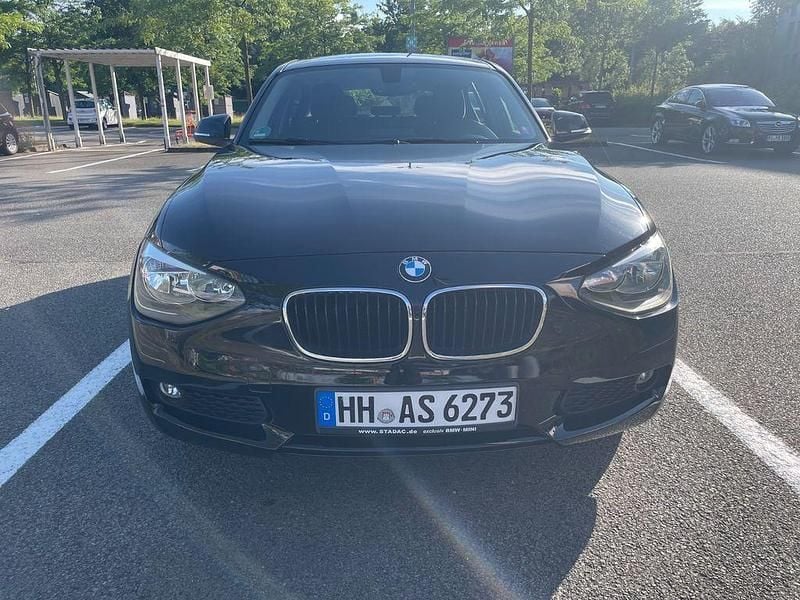 Schwarz Gebraucht 2014 BMW 116 Advantage Kleinwagen | 7.700 € (Fairer Preis) - Bild 1/4