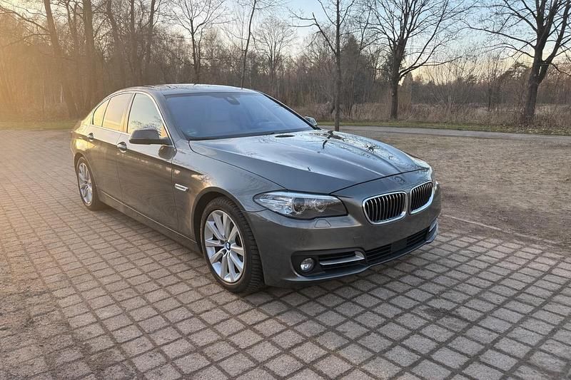 Gebraucht 2015 BMW 530 Limousine | 15.000 € (Guter Preis) - Bild 1/4