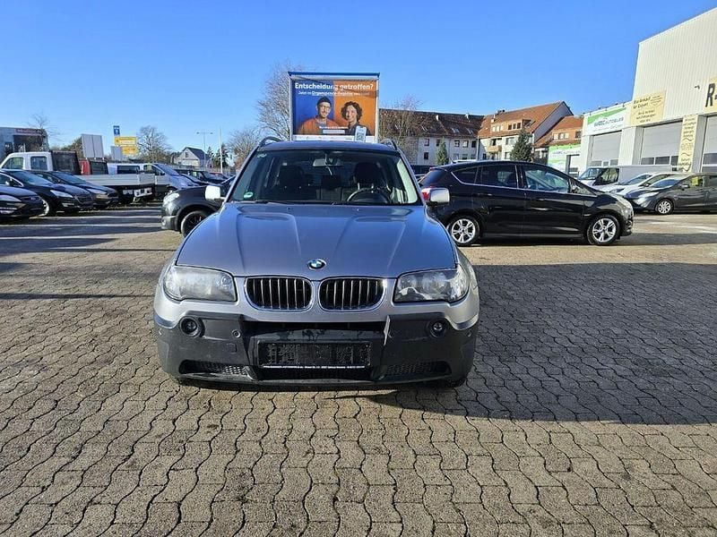 Grau Gebraucht 2006 BMW X3 Efficient Dynamics SUV | 2.450 € (Superpreis) - Bild 1/4