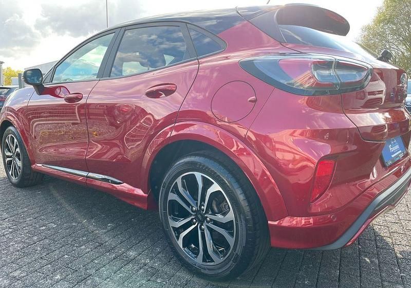 Usado Ford Puma ST-Line 155 HP (114 kW) 2020 Vermelho SUV