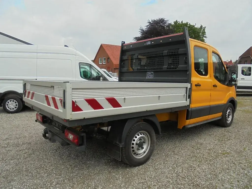 Gebraucht Ford Transit 131 PS (96 kW) 2021 Maisgelb Van / Kleinbus