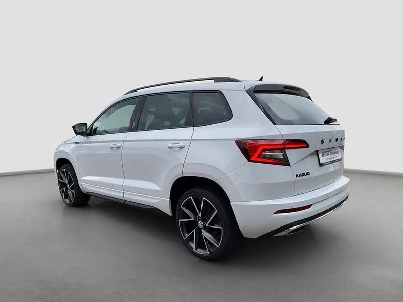 Gebraucht Skoda Karoq SportLine 150 PS (110 kW) 2021 Moonweiß SUV