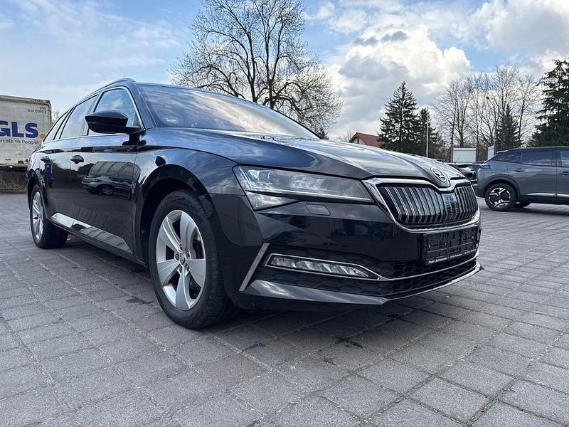 Gebraucht Skoda Superb Style 156 PS (114 kW) 2020 Schwarz Kombi