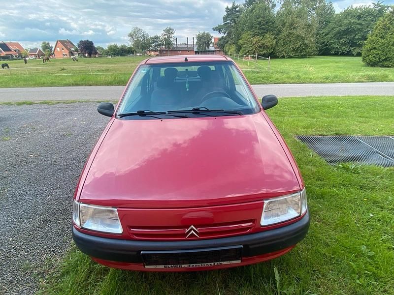 Rot Gebraucht 1997 Citroën Saxo Kleinwagen | 550 € (Fairer Preis) - Bild 1/4