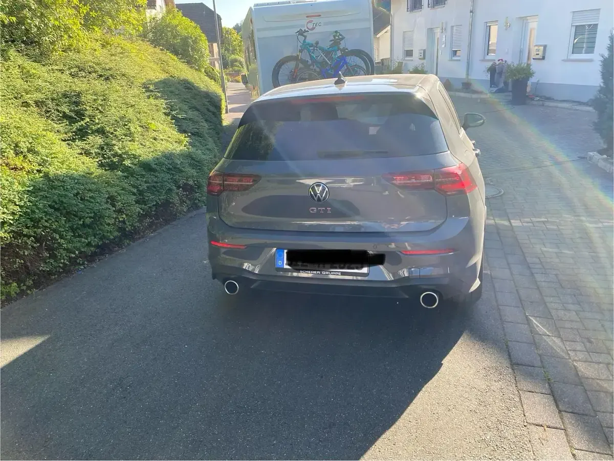 Gebraucht VW Golf VIII GTI 245 PS (180 kW) 2022 Grau Kleinwagen