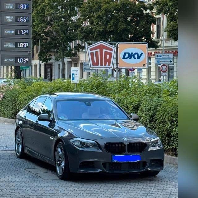 Gebraucht BMW M550 400 PS (294 kW) 2012 Andere farben Limousine