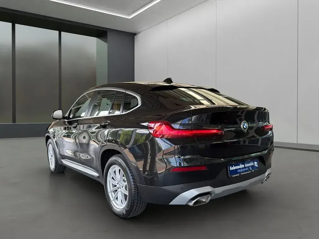 Gebraucht BMW X4 Performance 190 PS (139 kW) 2021 Schwarz SUV