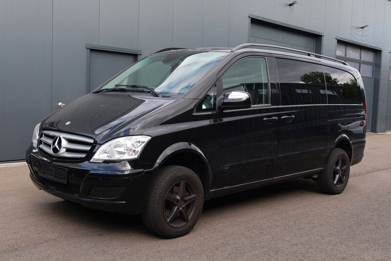 Schwarz Gebraucht 2013 Mercedes Viano Van / Kleinbus | 16.950 € (Guter Preis) - Bild 1/4