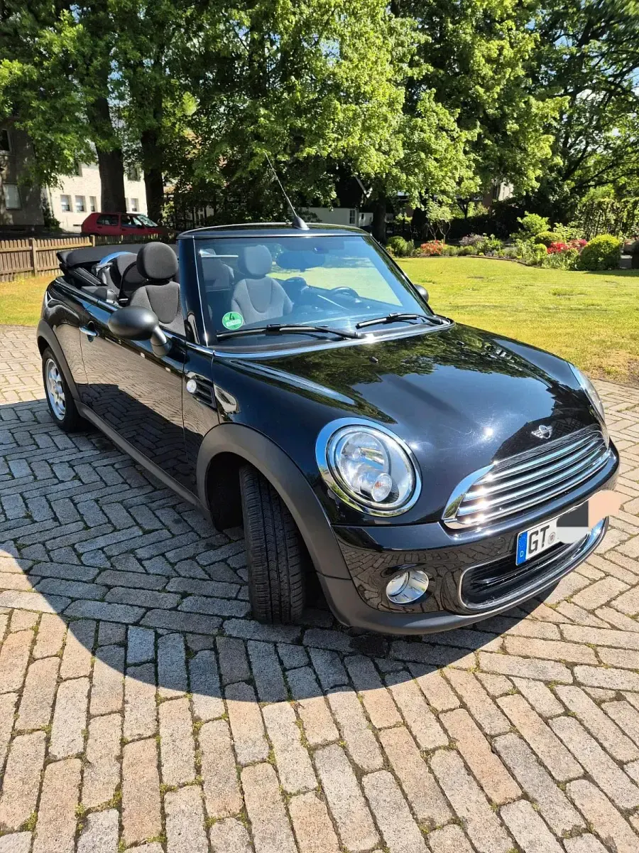Usata Mini Cooper Cabriolet 98 CV (72 kW) 2014 Nero Cabrio
