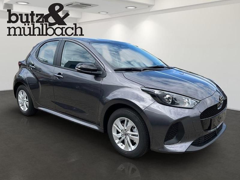 Neu Mazda 2 Center-Line 116 PS (85 kW) 2026 Grau Limousine