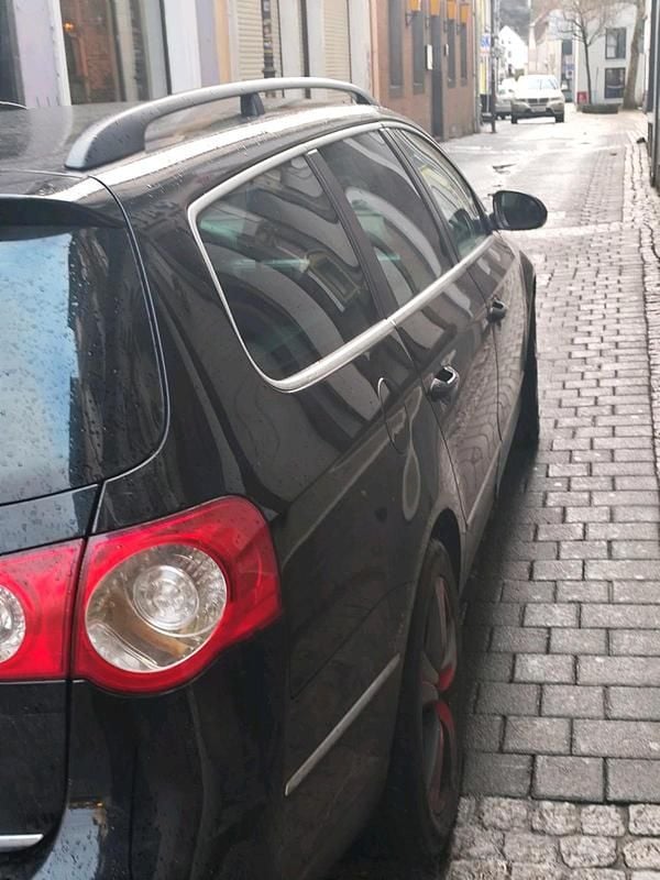 Gebraucht VW Passat 160 PS (117 kW) 2008 Schwarz Kombi